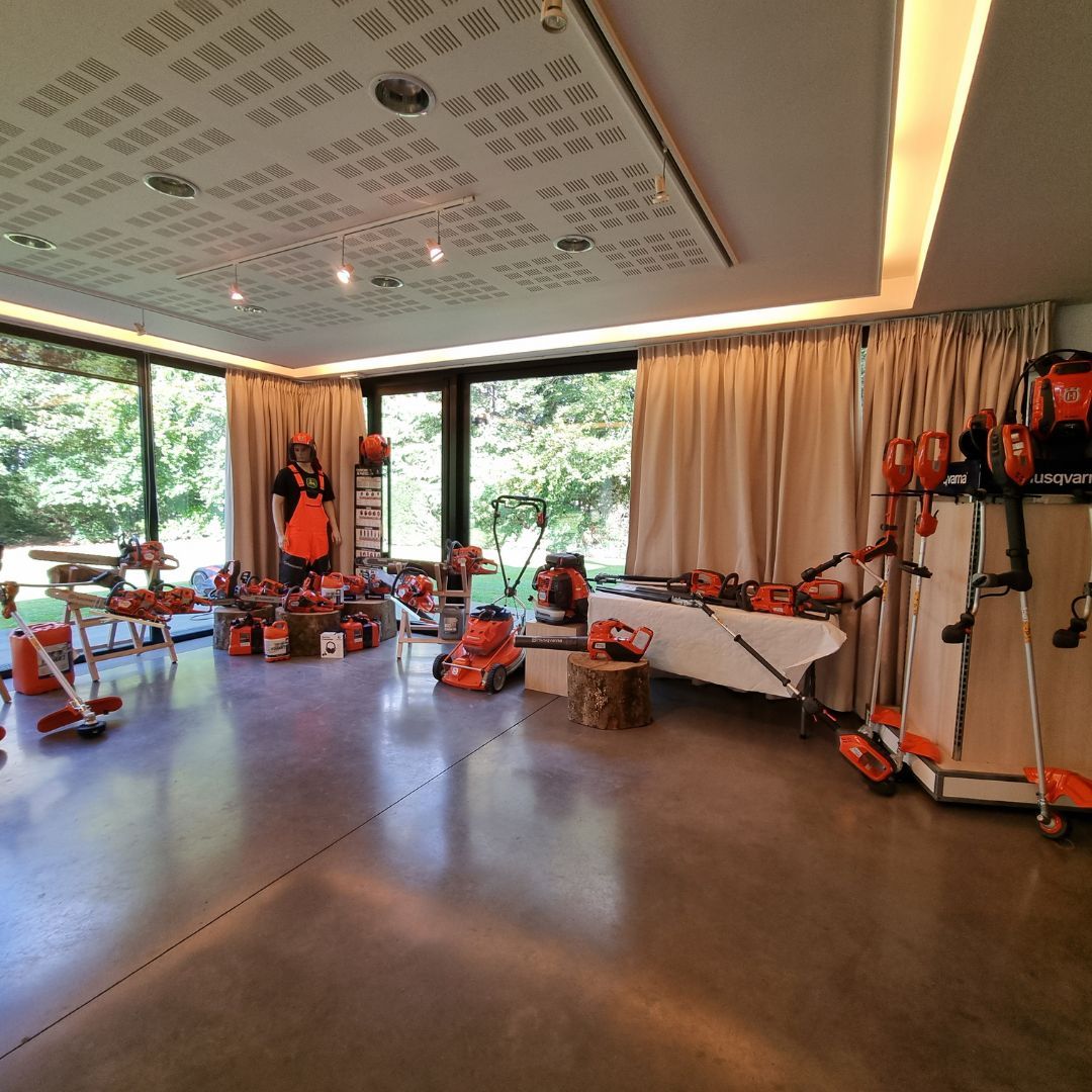 salle de présentation produits dans une salle de séminaire