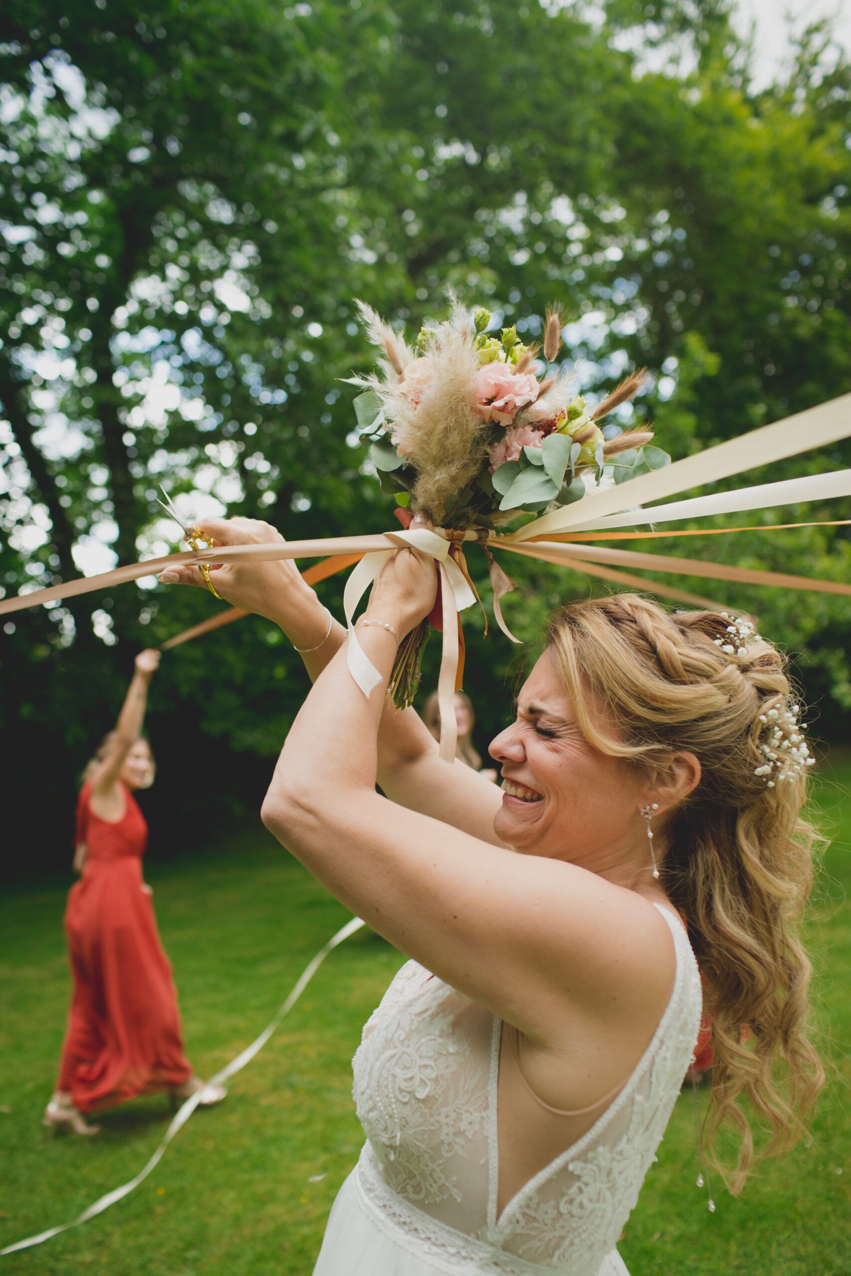lancer bouquet mariée